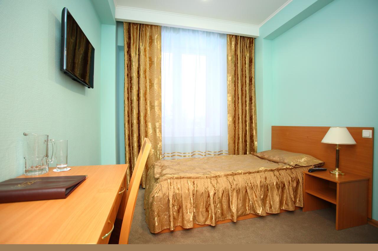 Hotel Rossiya Noïabrsk Chambre photo